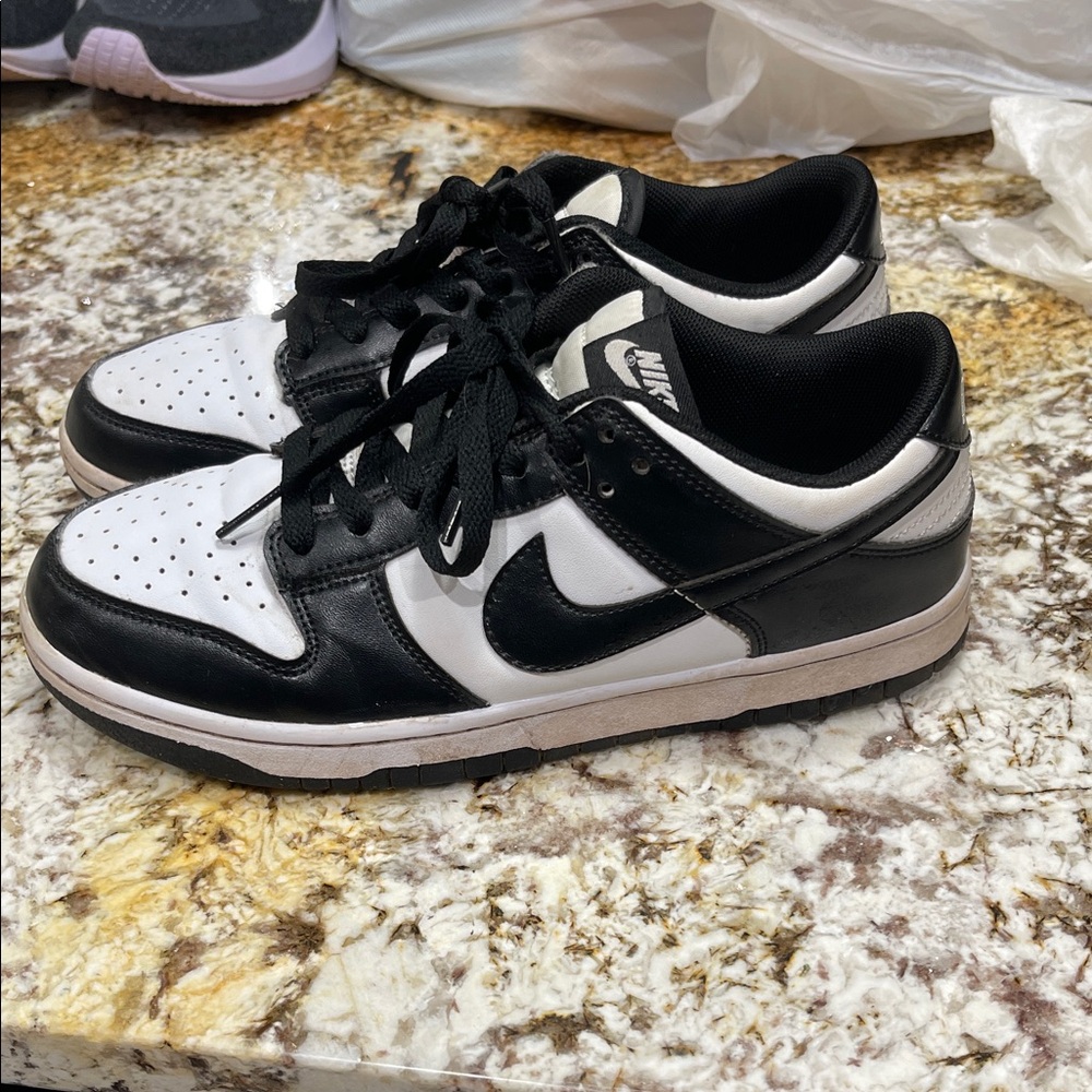 Nike Classic Black and White Low-Tops